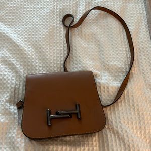 Tan purse from France. Genuine leather.
